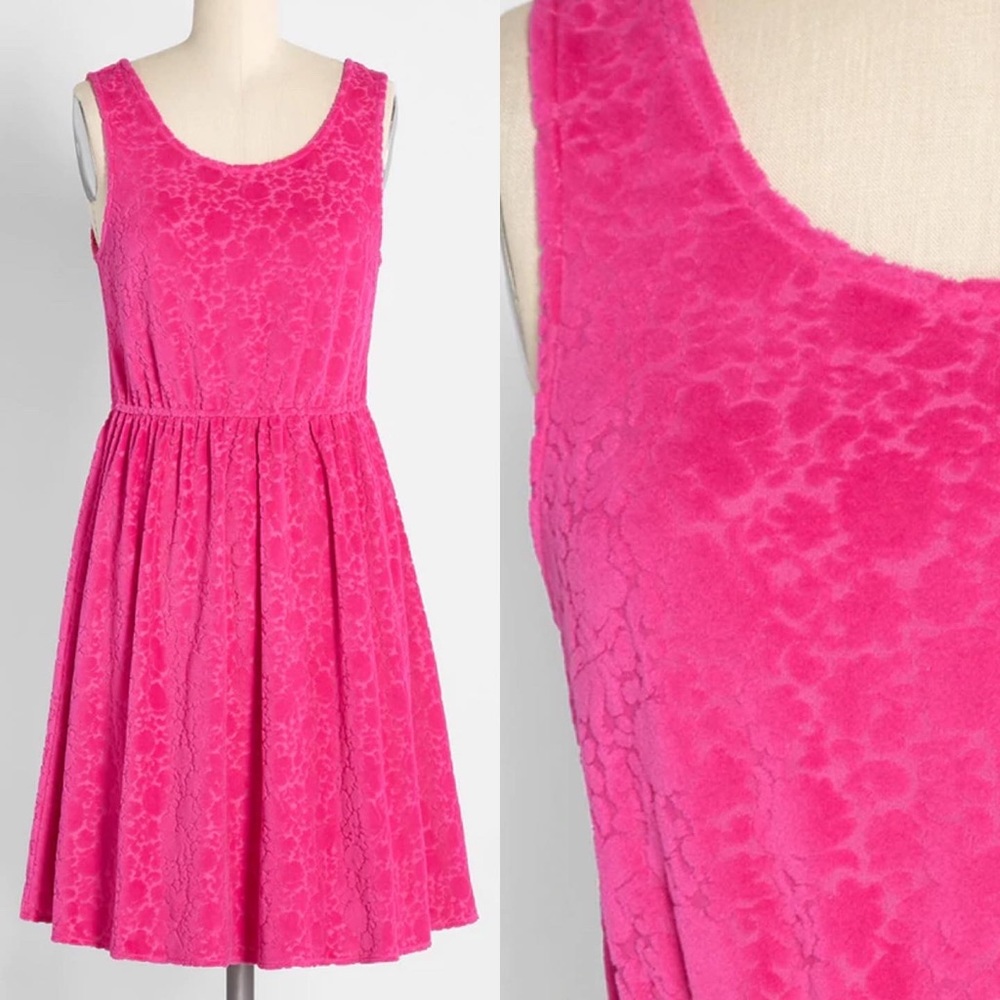 🌼 NWT MODCLOTH RETRO VELVET FLORAL FUCHSIA DRESS SMALL RETAIL: $79